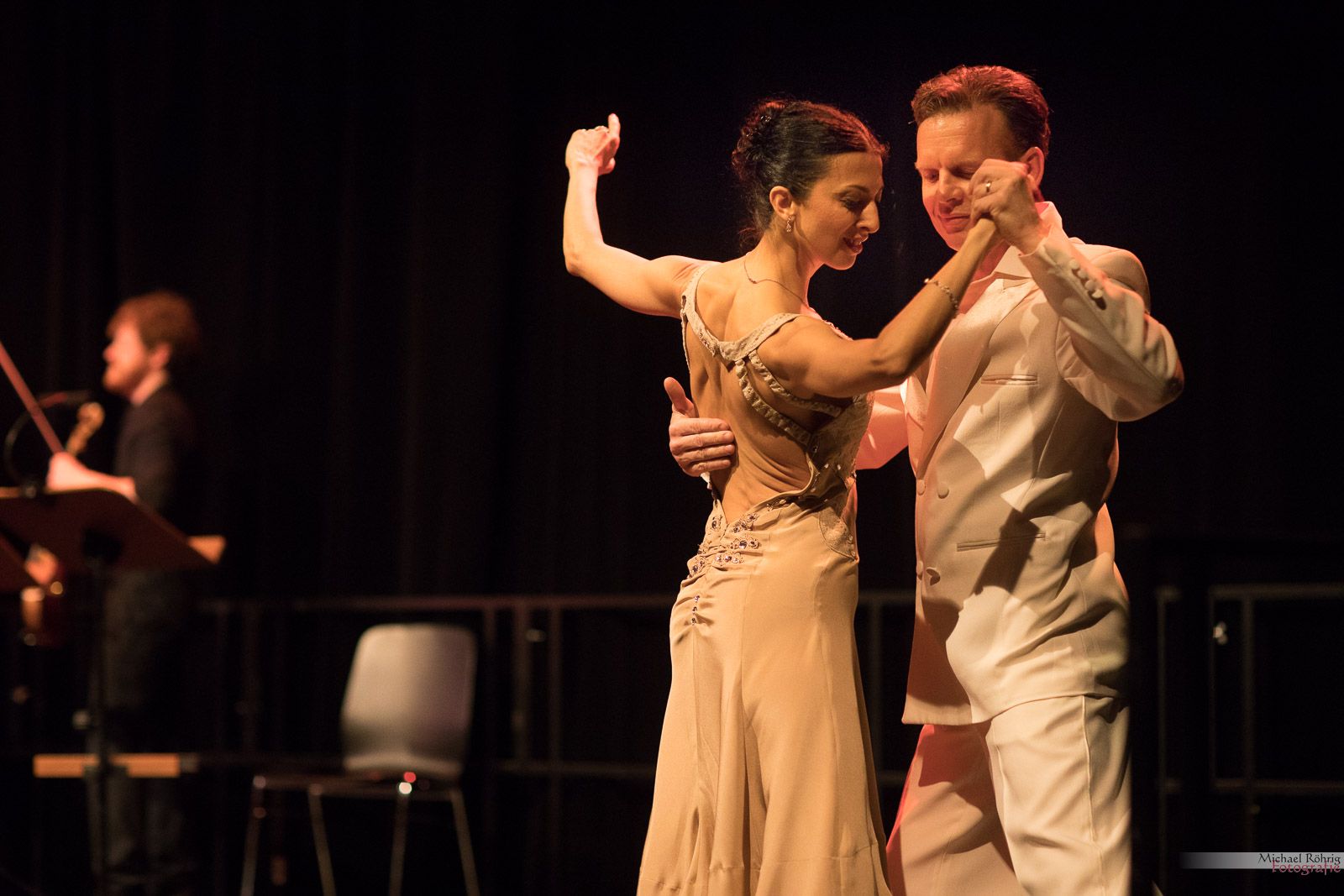 Tango Argentino getanzt von Nina González und Uwe Kops, Tango-Schule VidaMia. Fotograf: Michael Röhrig