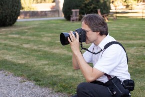 Das war eine schöne Hochzeit im September 2016. Dem 9-jährigen Neffen der Braut habe ich meine Ersatzkamera in die Hand gedrück. Und er hat tolle Portraits von mir gemacht! Danke Leonard. Das war eine schöne Hochzeit im September 2016.